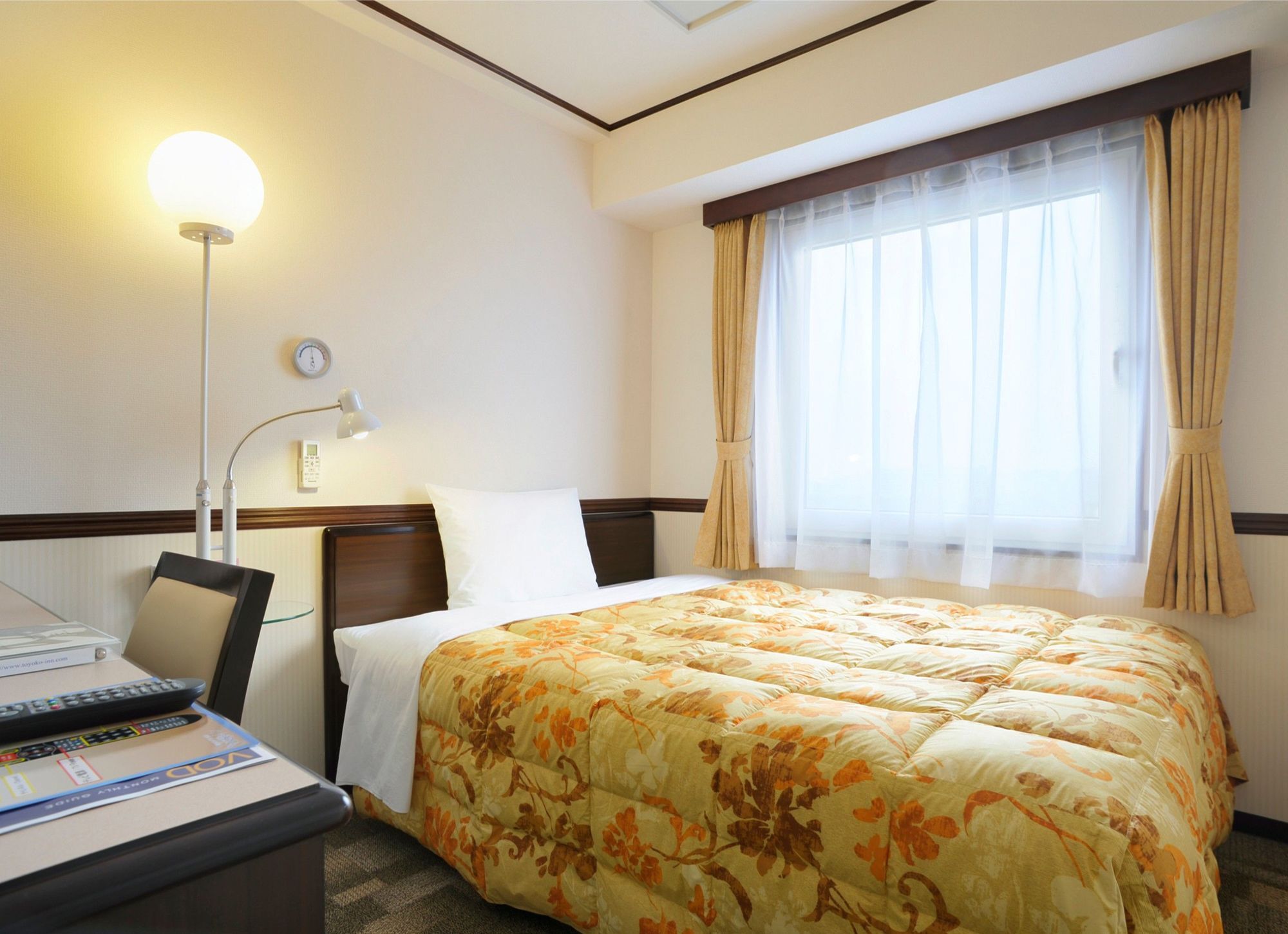 Toyoko Eki Yaesu Kita Guchi Hotel Tóquio